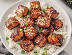 Crispy Honey Garlic Salmon Bites Recipe