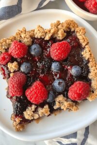 Healthy Berry Oatmeal Bars Breakfast Recipe