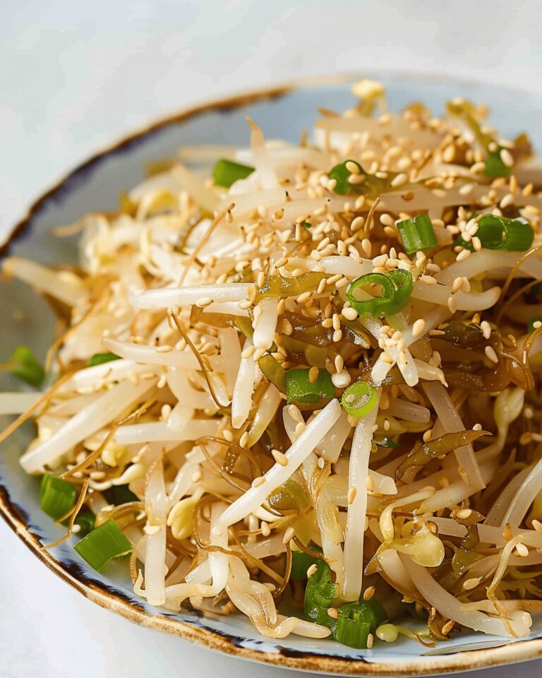 10-Minute Easy Korean Bean Sprout Salad (Sukju Namul) Recipe