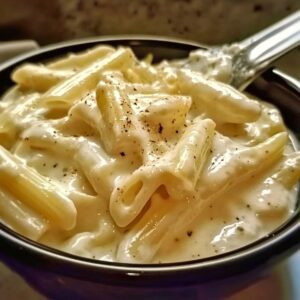 Velvety Olive Garden Alfredo Sauce Recipe