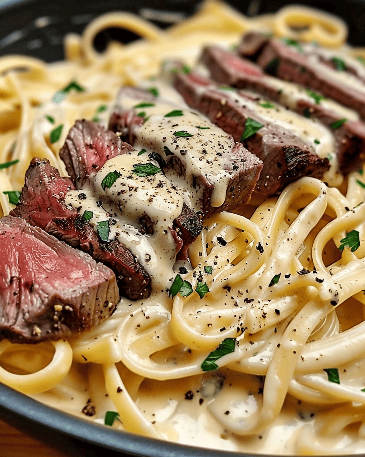 Steak Gorgonzola Alfredo Pasta Recipe