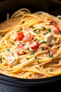 Creamy Crockpot Chicken Spaghetti Recipe