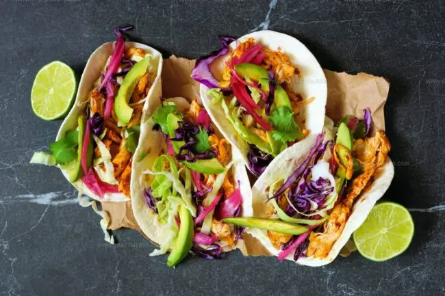 Which Mexican Wraps Are Commonly Found as Street Food?