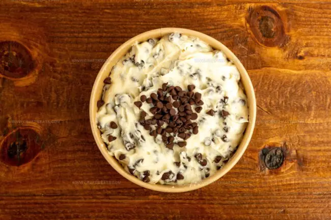 Are Some European Dips Eaten as Standalone Snacks?
